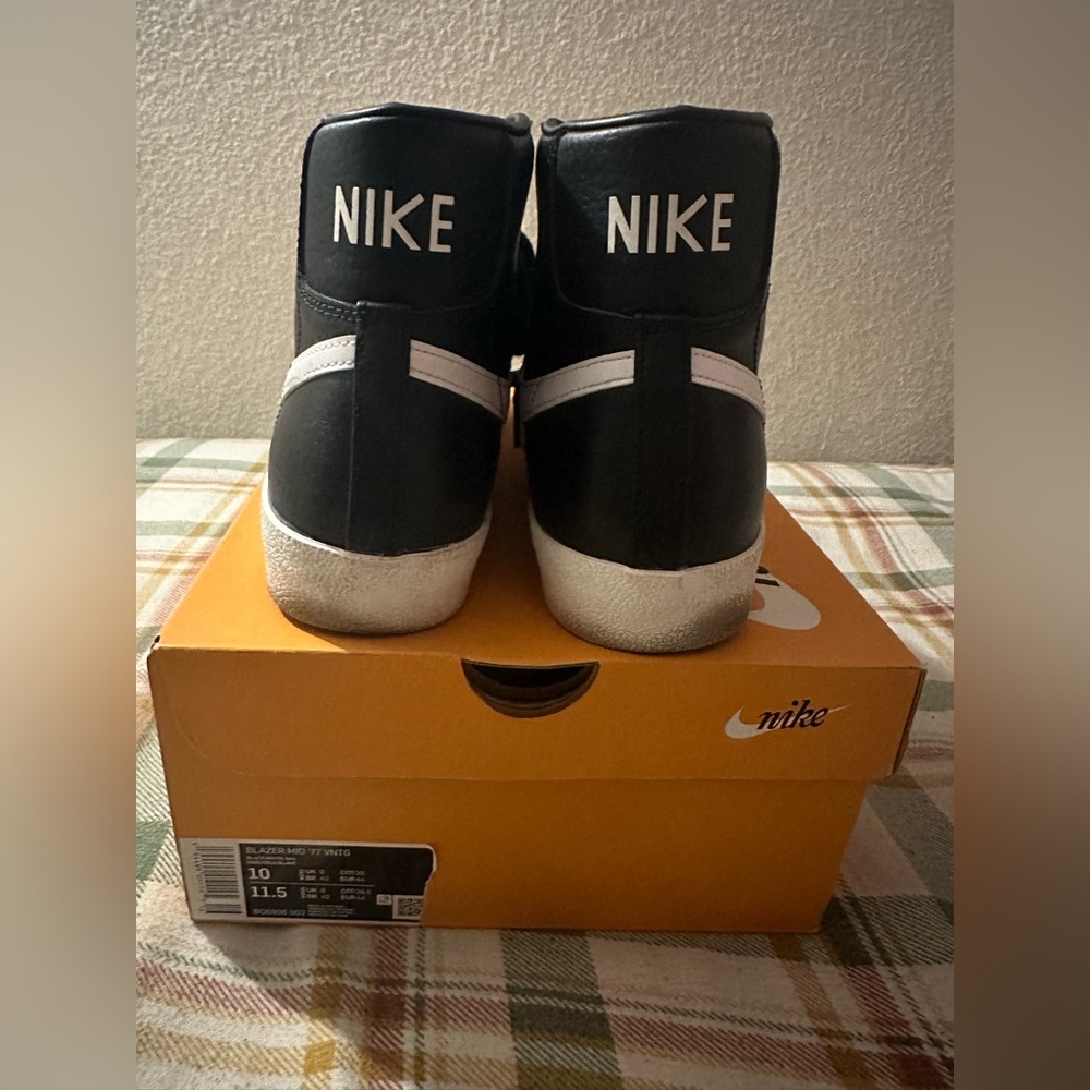Nike blazers black mid 77